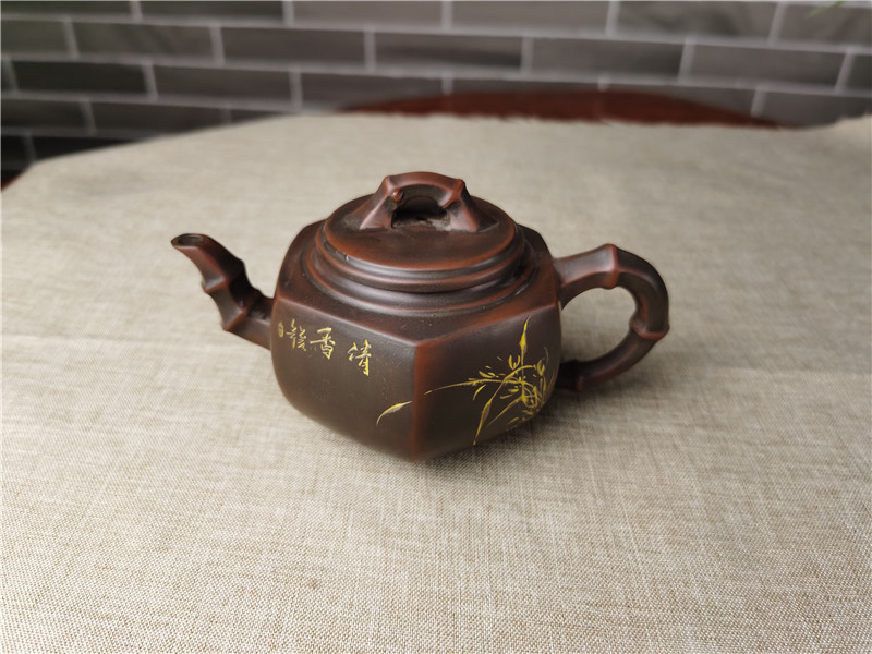 中国四大名陶展之陶瓷文化名家讲堂在钦州坭兴陶产业园基地开讲