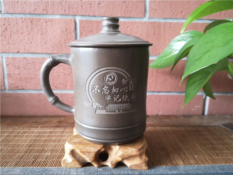 坭兴陶厂家承接定制产品，文创工艺品定制，党建题材陶瓷水杯批量定做