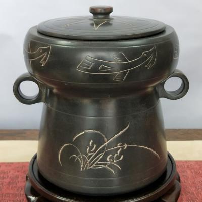 广西坭兴陶茶叶罐特色铜鼓茶叶罐