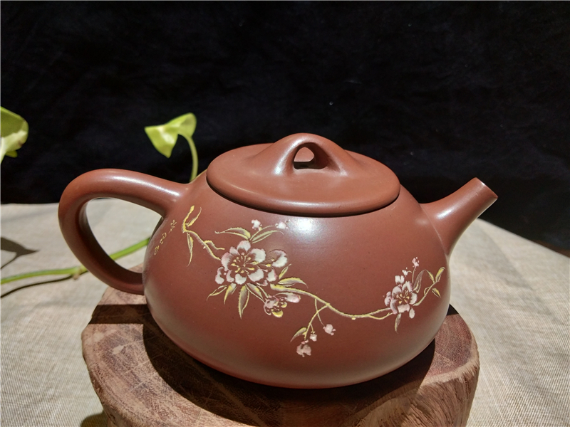 坭兴陶茶壶