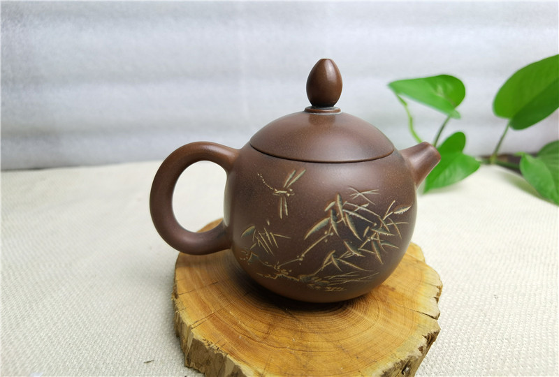 坭兴陶茶壶